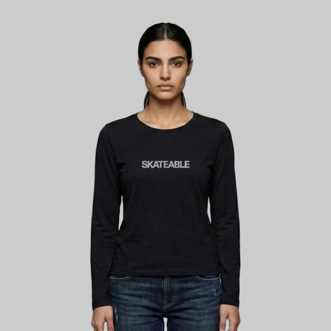 Women's Long Sleeve Stretch Logo Tee